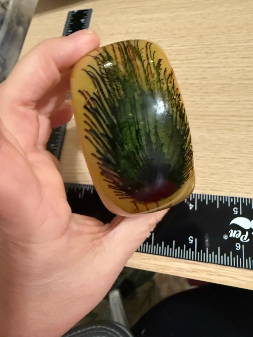 N/A chunky resin